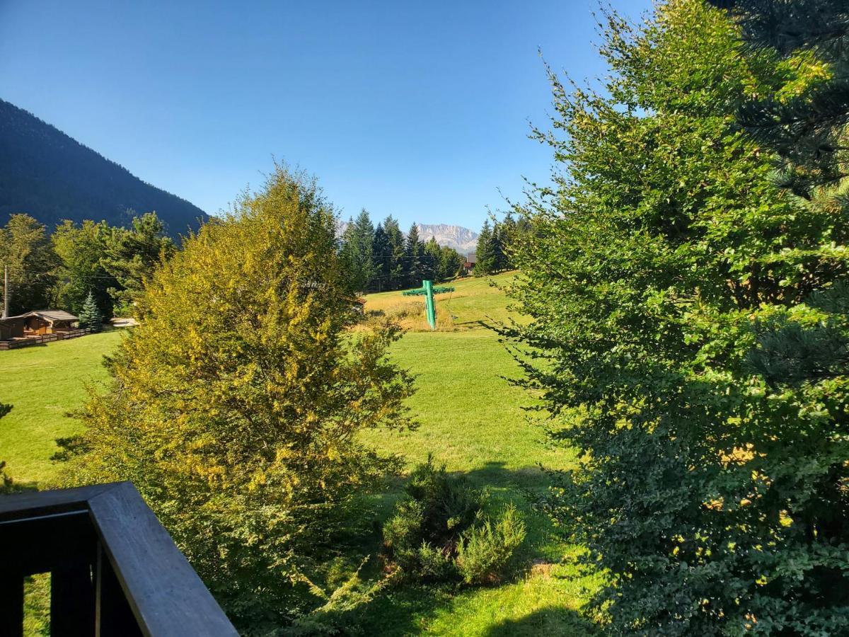 Appartement Col De L'Arzelier Chateau-Bernard Bagian luar foto